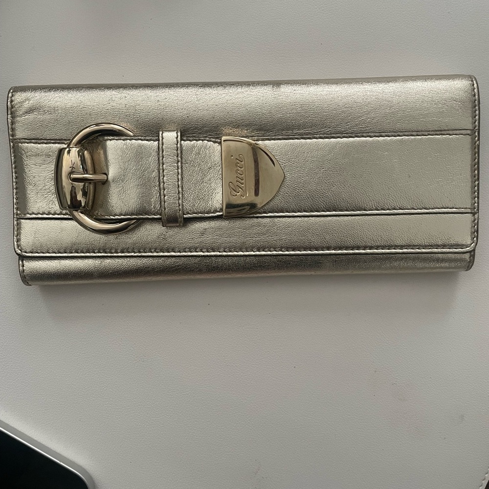 Authentic Gucci Metallic Silver gold Buckle Clutch long Wallet - Picture 11 of 12